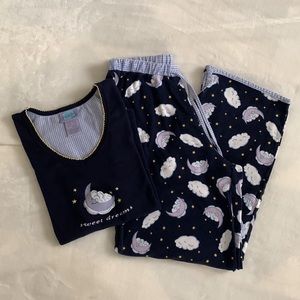 The cutest “Sweet Dream” pajamas